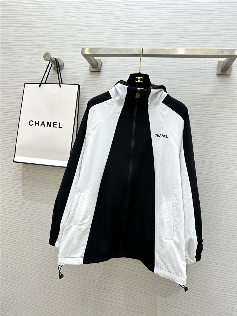 Chanel loose-fitting jacket replica d&g clothing