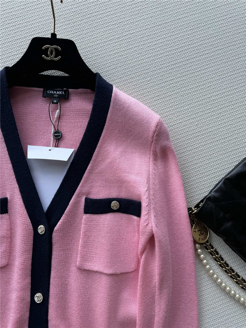 Chanel V-Neck Crop Trim Cardigan Pink/Black