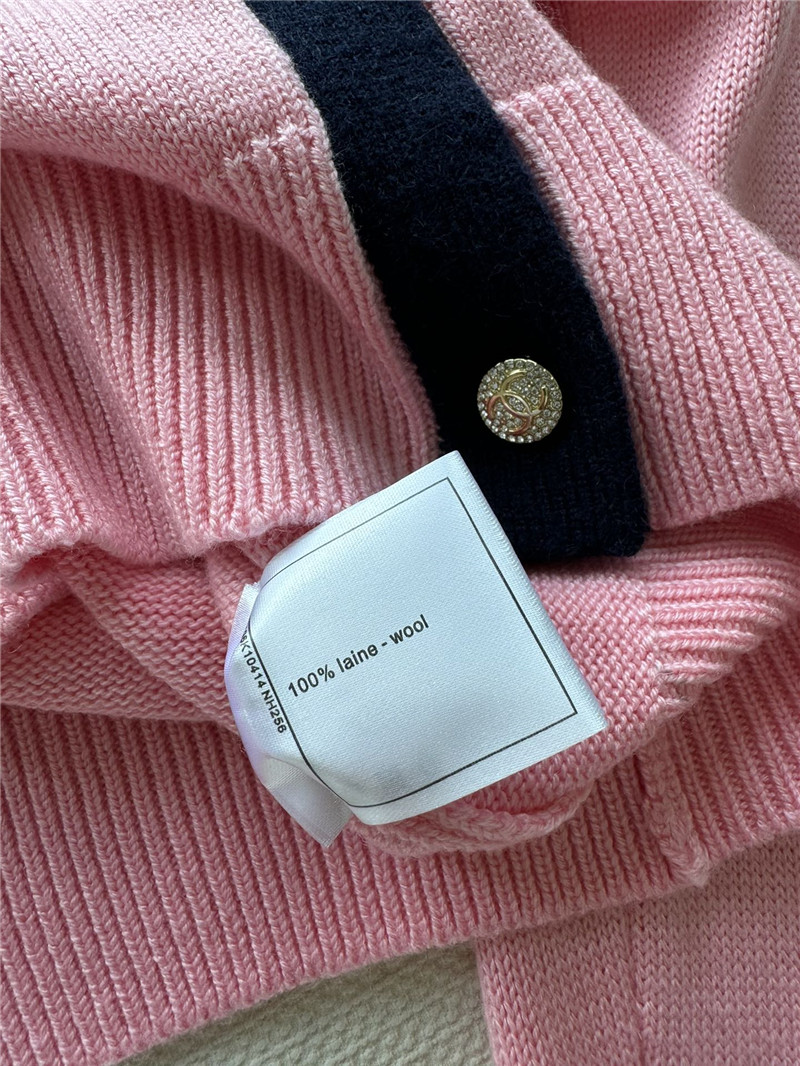 Chanel V-Neck Crop Trim Cardigan Pink/Black