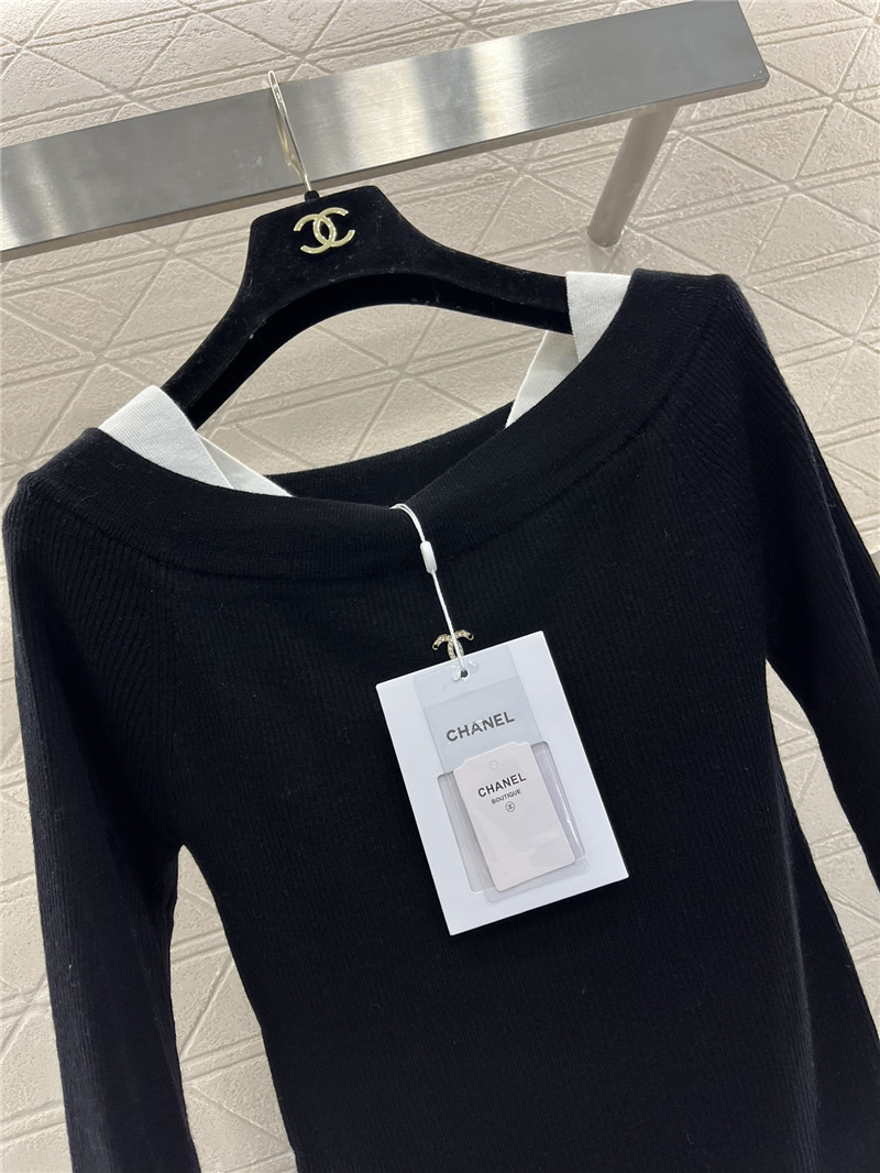 Chanel Contrast Off-Shoulder Knit Sweater Navy