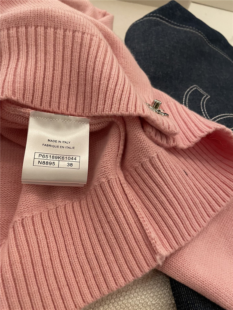 Chanel Trunlocks Crop Cardigan Pink