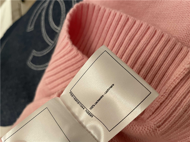 Chanel Trunlocks Crop Cardigan Pink