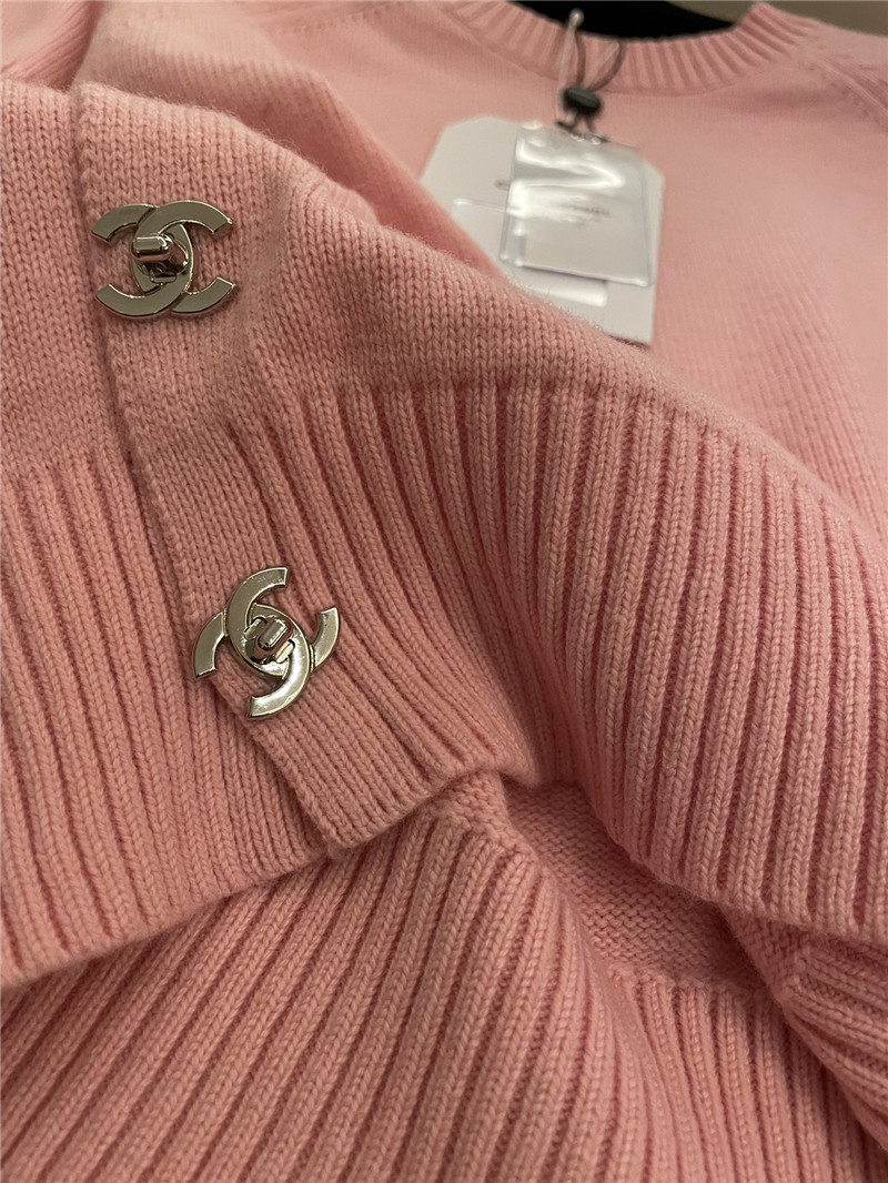 Chanel Buttons Trim Rib-Knit Sweater Pink