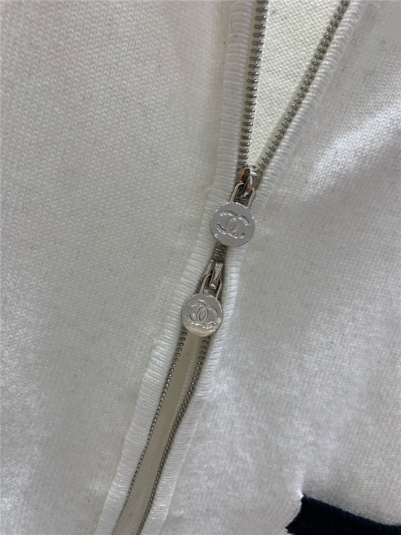 Ch**el raglan sleeves zipper knit hoodie black/white