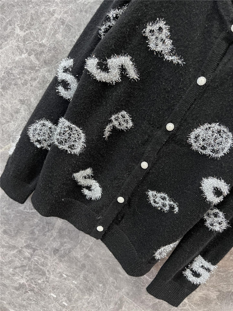 Ch**el crew-neck camellia jacquard cardigan black