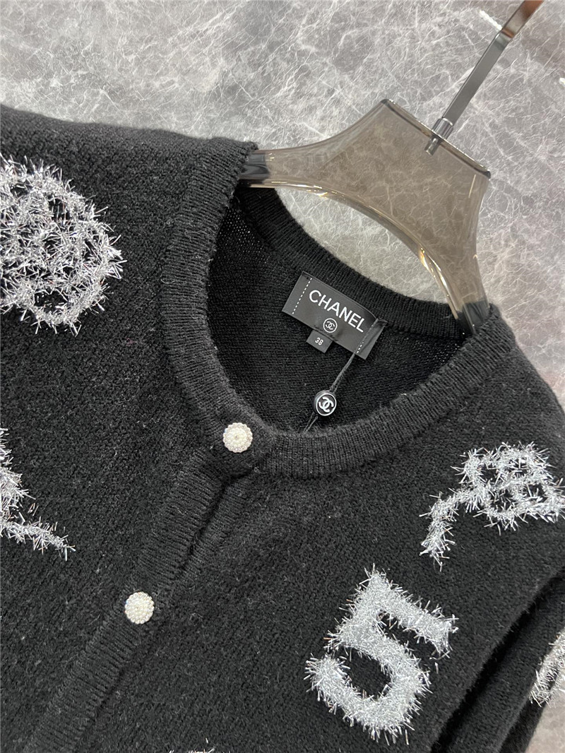 Ch**el crew-neck camellia jacquard cardigan black