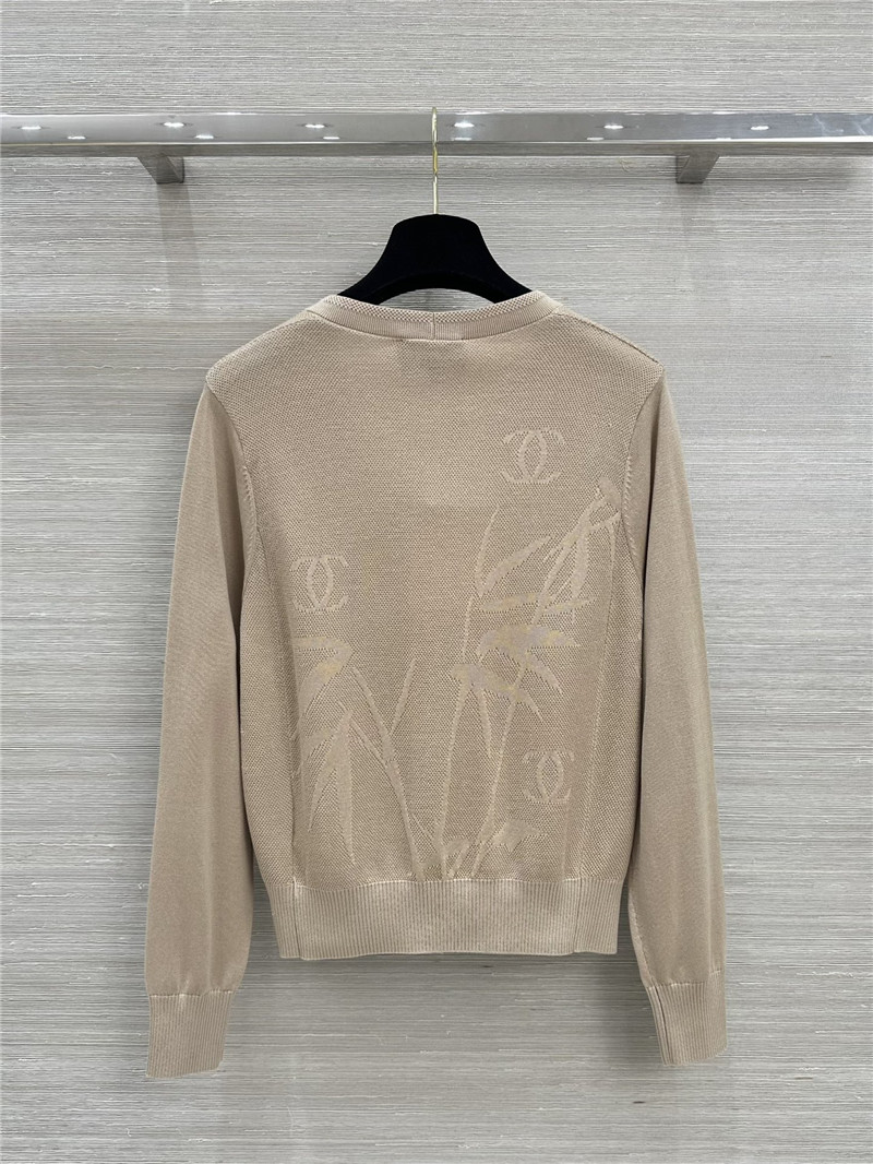 Ch**el crop jacquard v-neck cardigan beige