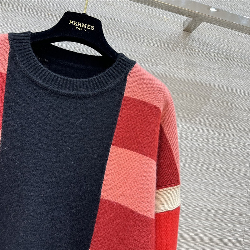 H**me5 lettres equestres long-sleeve sweater navy