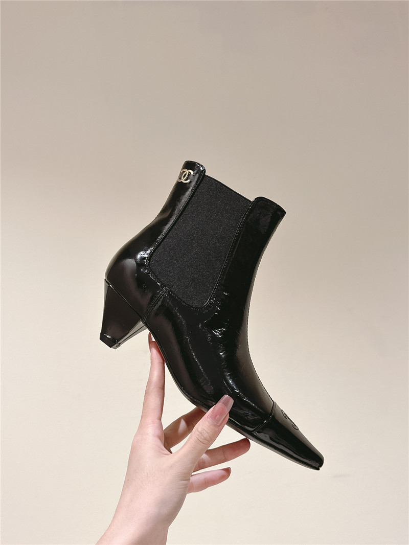 Ch**el pointed oil wax leather ankle boots