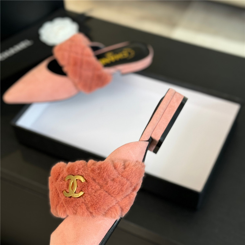 Ch**el fur strap pointed flat mule pink suede