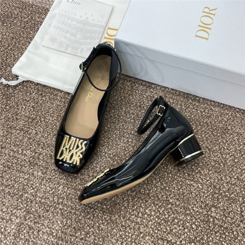 D10r miss D10r graffiti pumps black patent calfskin