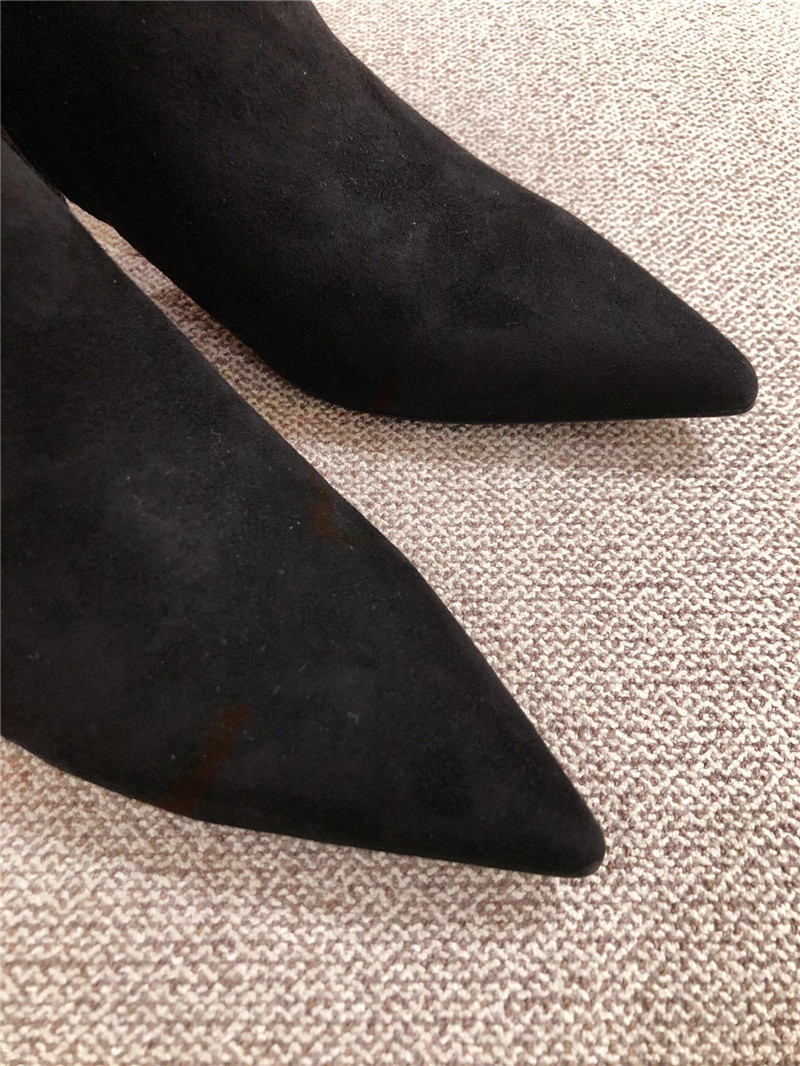 H**me5 suede blanche 60 ankle boot