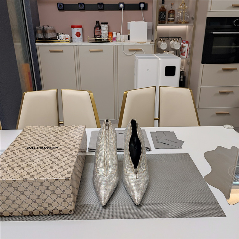 ba1en*iaga high heels Marg*e1a replica shoes