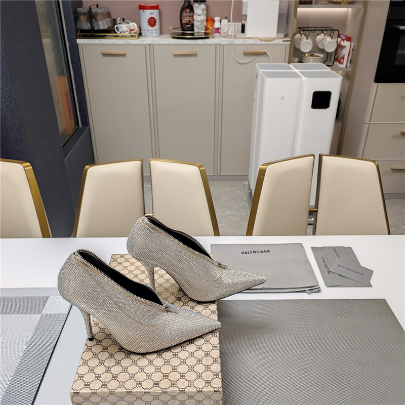 ba1en*iaga high heels Marg*e1a replica shoes