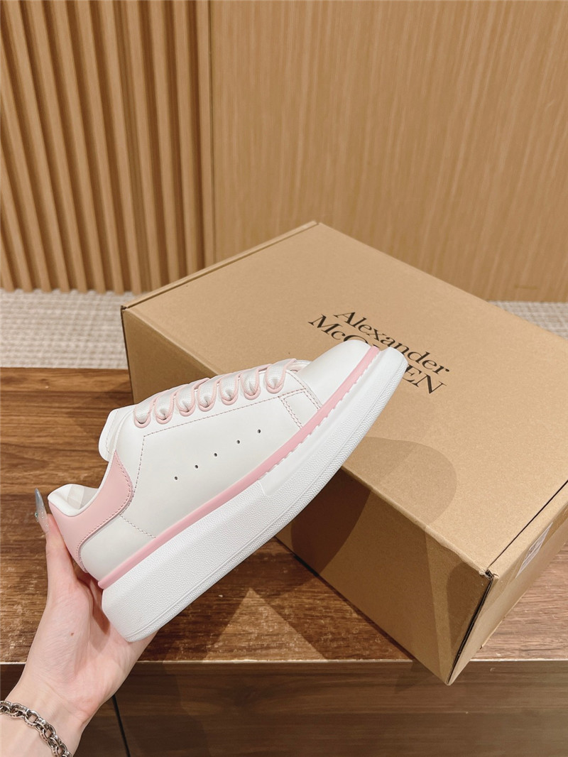a1exa*der Mcqv*en white oversized sneakers