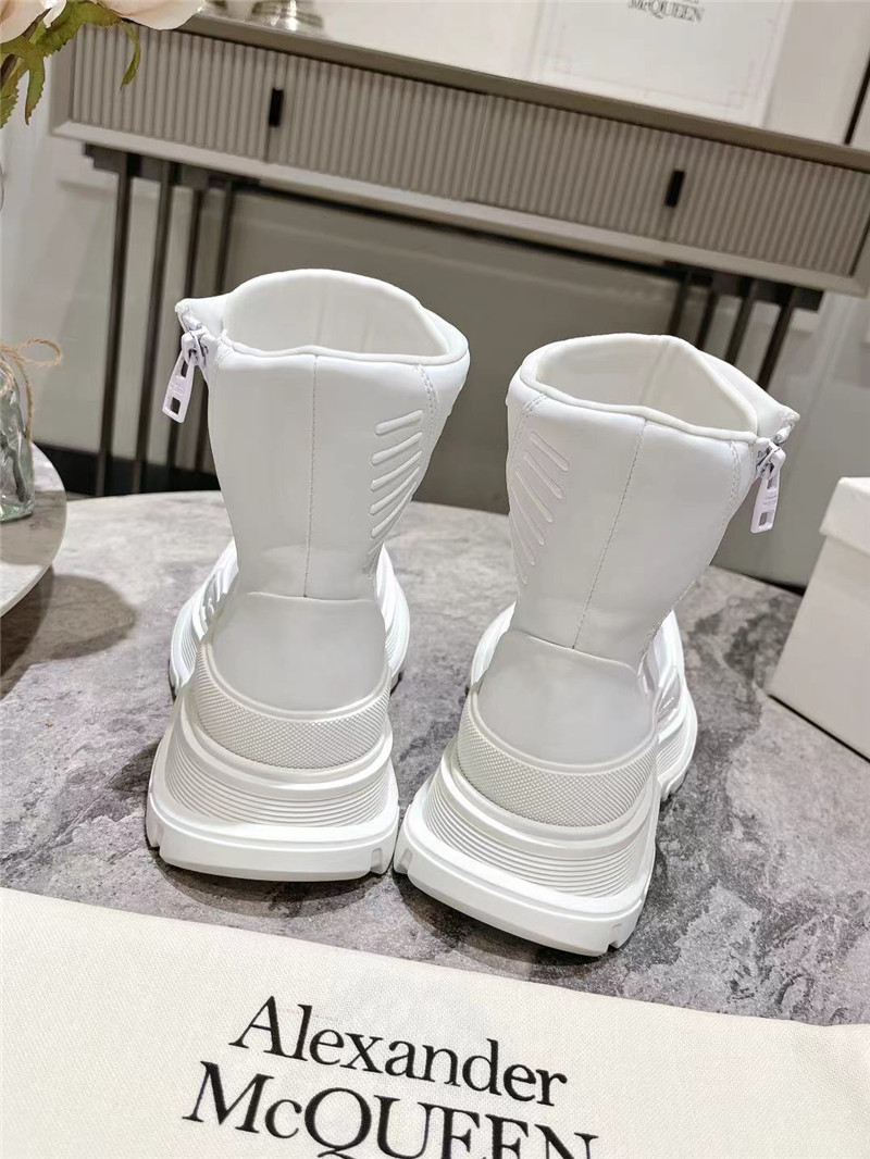 a1exa*der Mcqv*en white tread slick high top sneakers