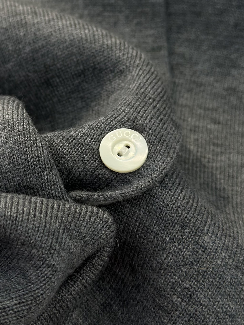 Gvc*1 crop intarsia wool cardigan grey