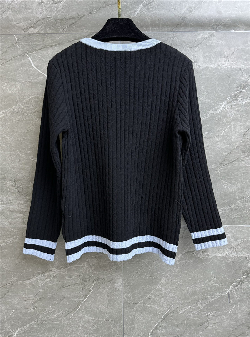 Ch**el contrast cable-knit sweater black/blue