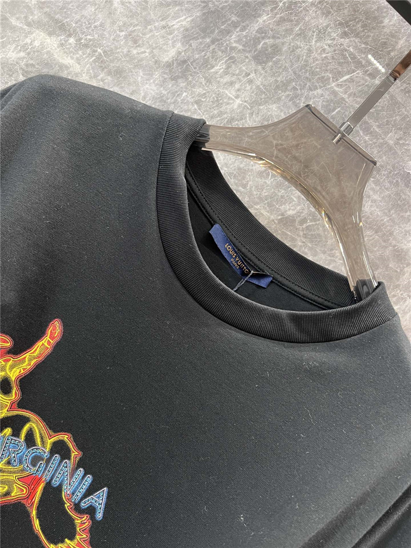 l0vis Vvtt0n lv round neck short sleeve t-shirt replicas clothes