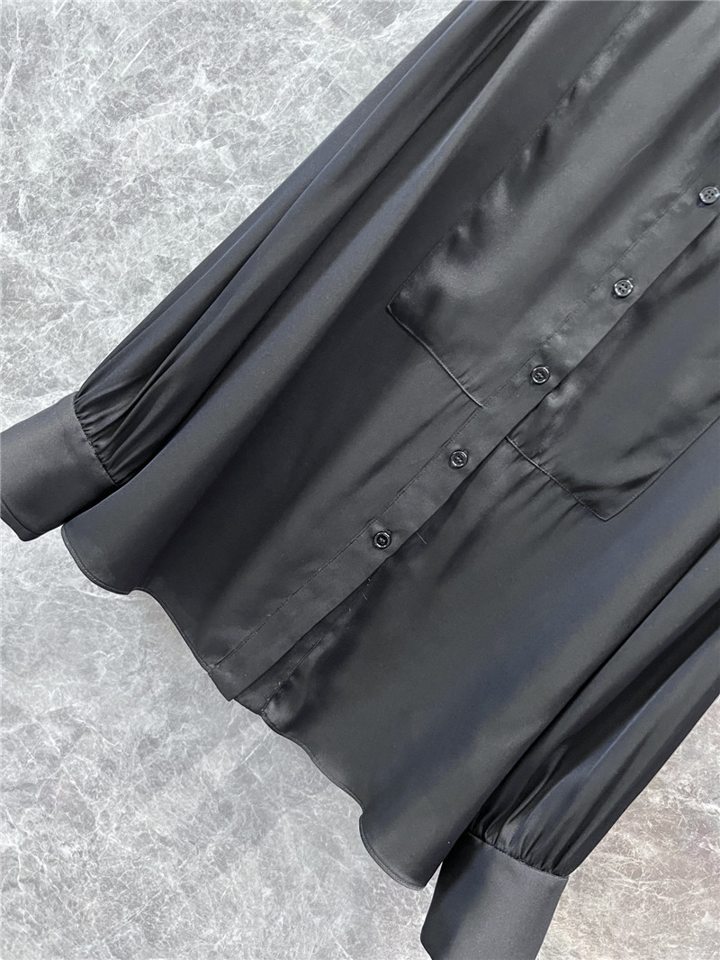 l0vis Vvtt0n lv pleated lace collar silk shirt replica clothes