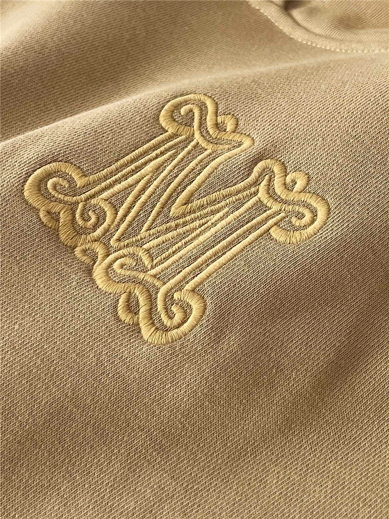 Vanitoo M Embroidery Hoodie in Yellow