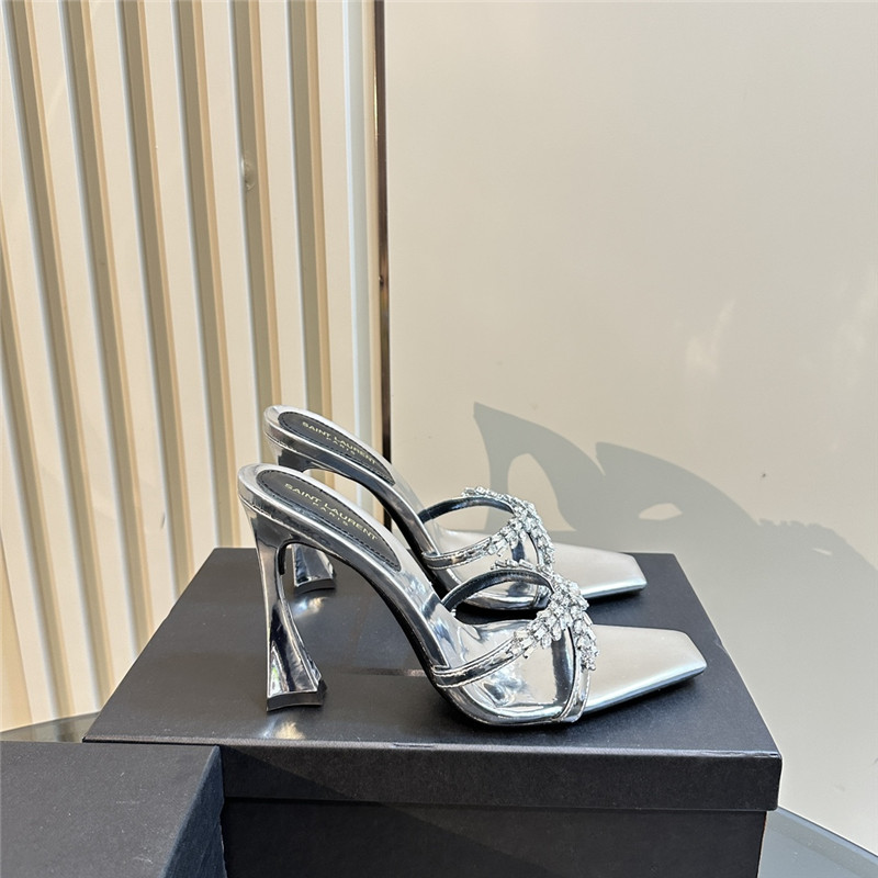 Y51 liz mules in silver calfskin with rhinestones