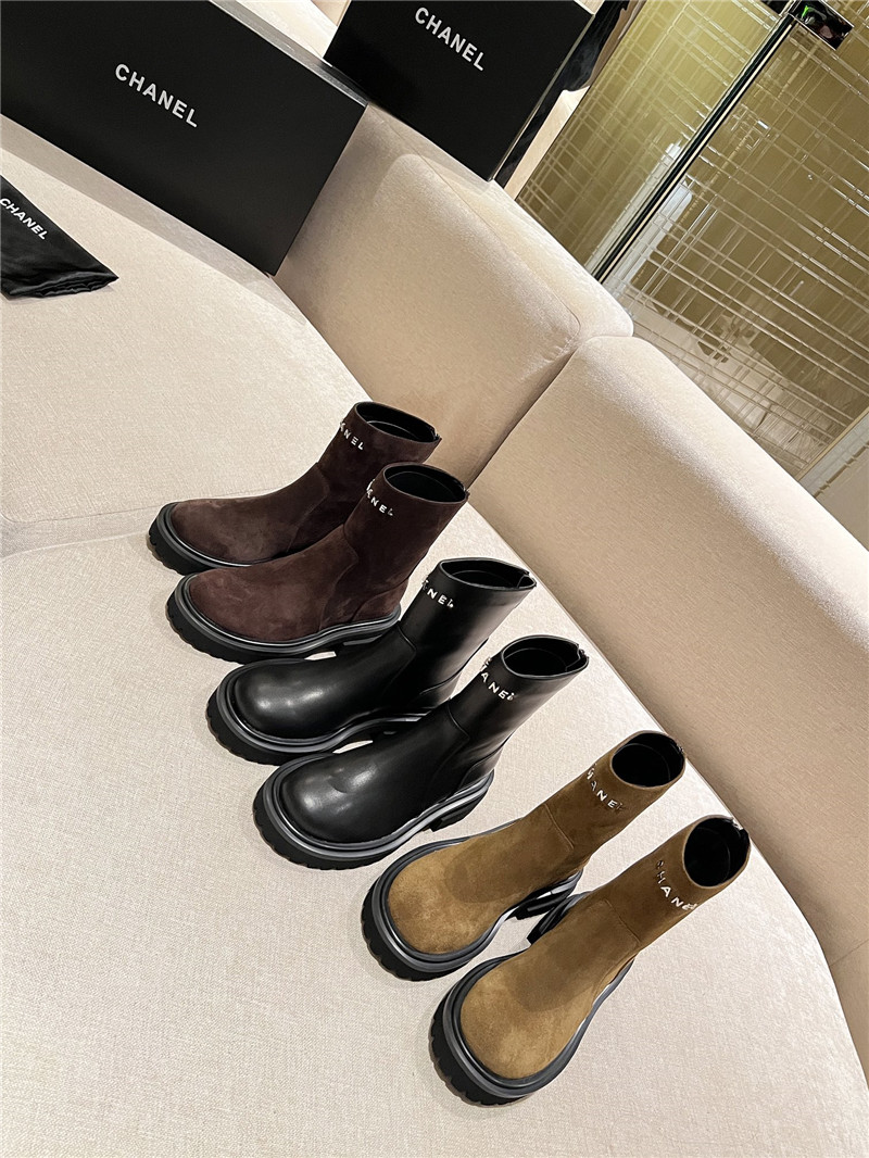 Ch**el women’s knight martin boots