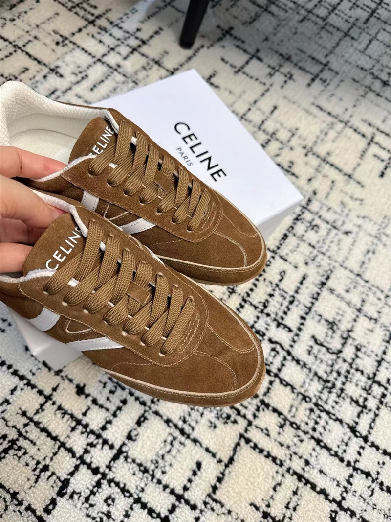 Ce1i*e brown suede sneakers
