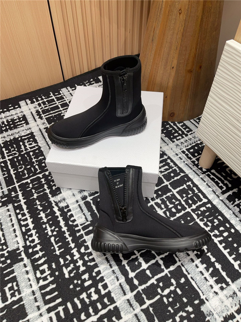D10r black stretch knit logo ankle boots