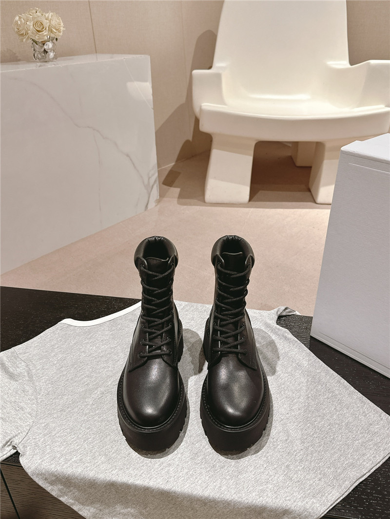 Ce1i*e triomphe rangers lace-up boots in black