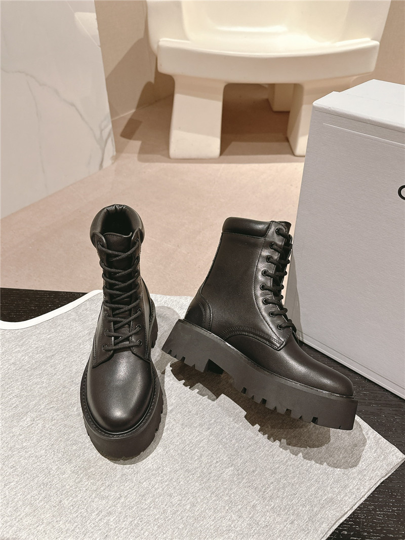 Ce1i*e triomphe rangers lace-up boots in black