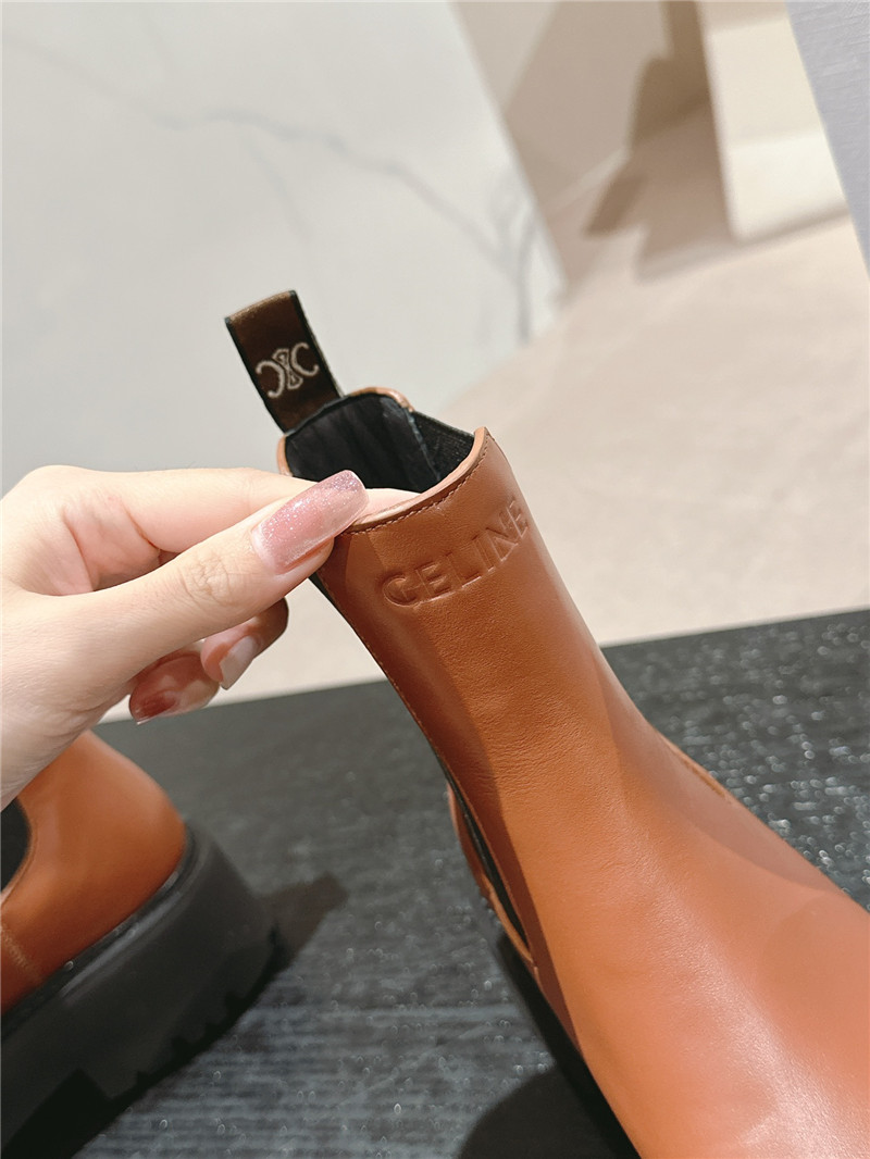 Ce1i*e brown leather platform chelsea boots