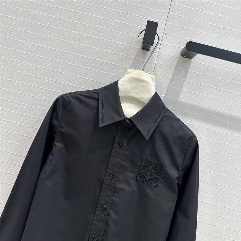 L0ew* embroidered cropped shirt