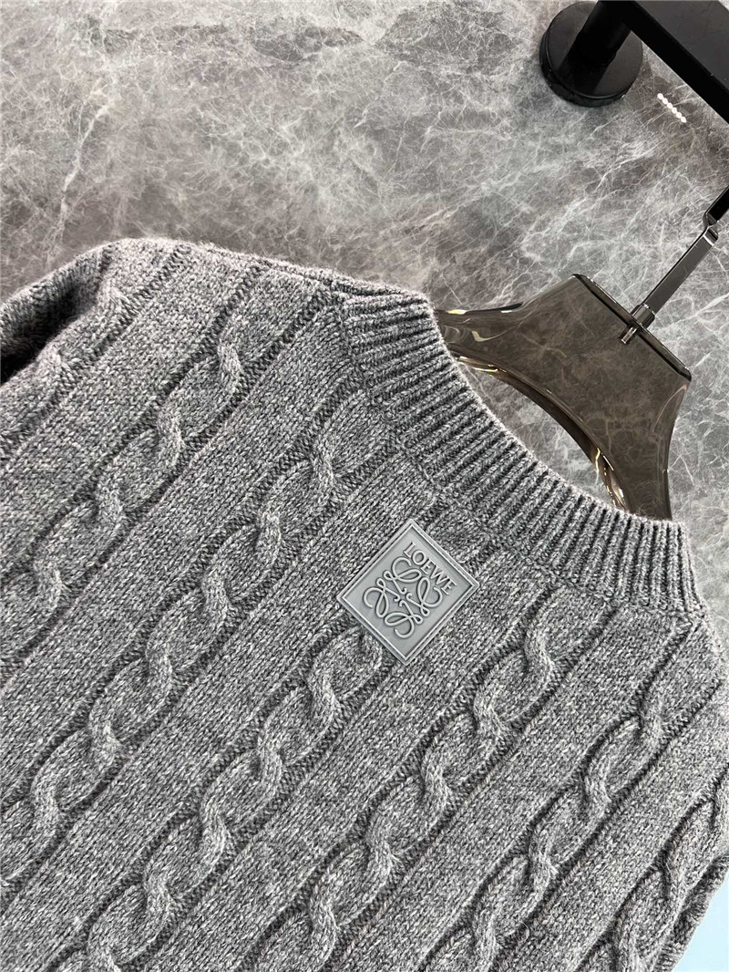 L0ew* crop cable wool sweater grey