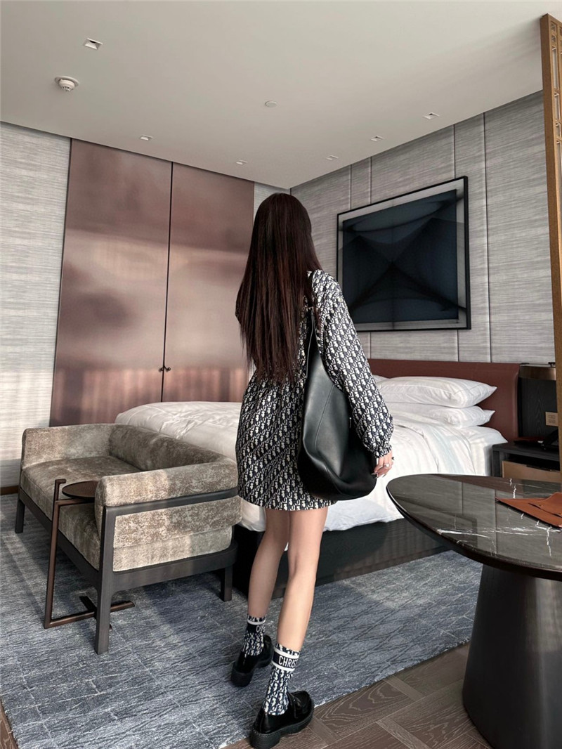 D10r jacquard logo jacket