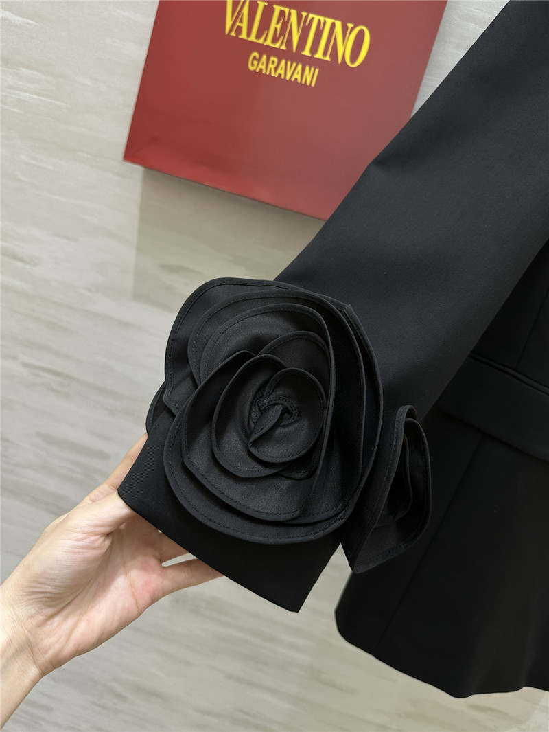 Va1e*ntin0 suit jacket