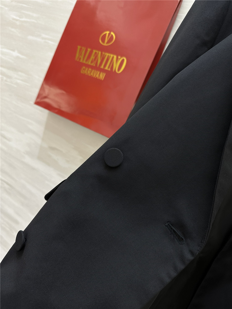 Va1e*ntin0 suit jacket