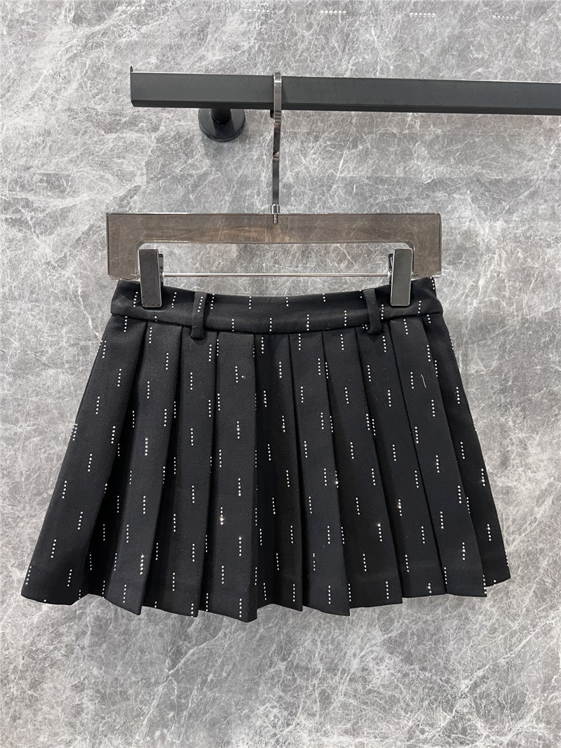 M1um1u rhinestone pleated skirt
