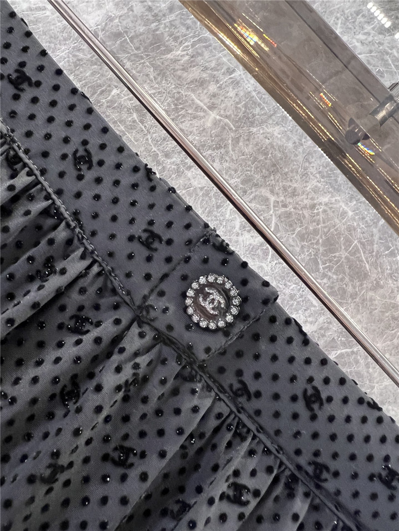 Ch**el black skirt