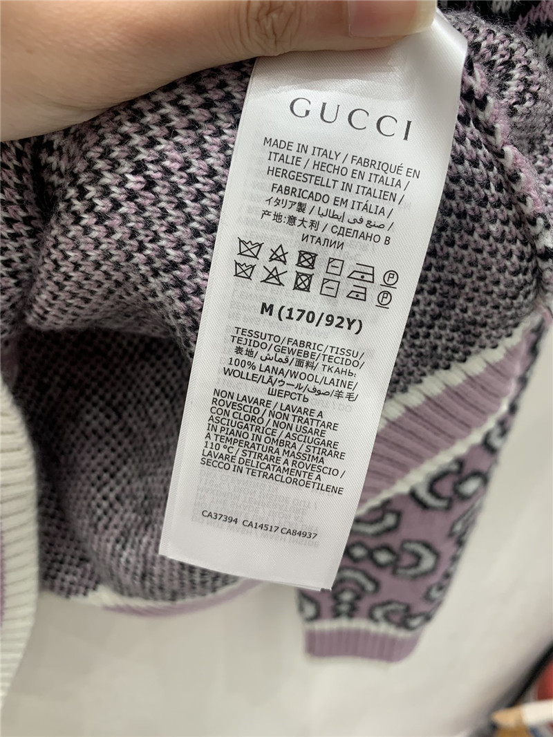 Gvc*1 v-neck oblique cardigan pink/black