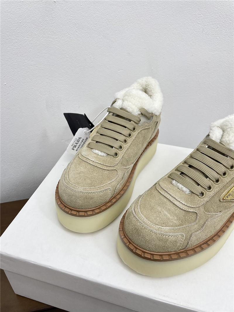 Pra*a winter platform suede sneakers beige