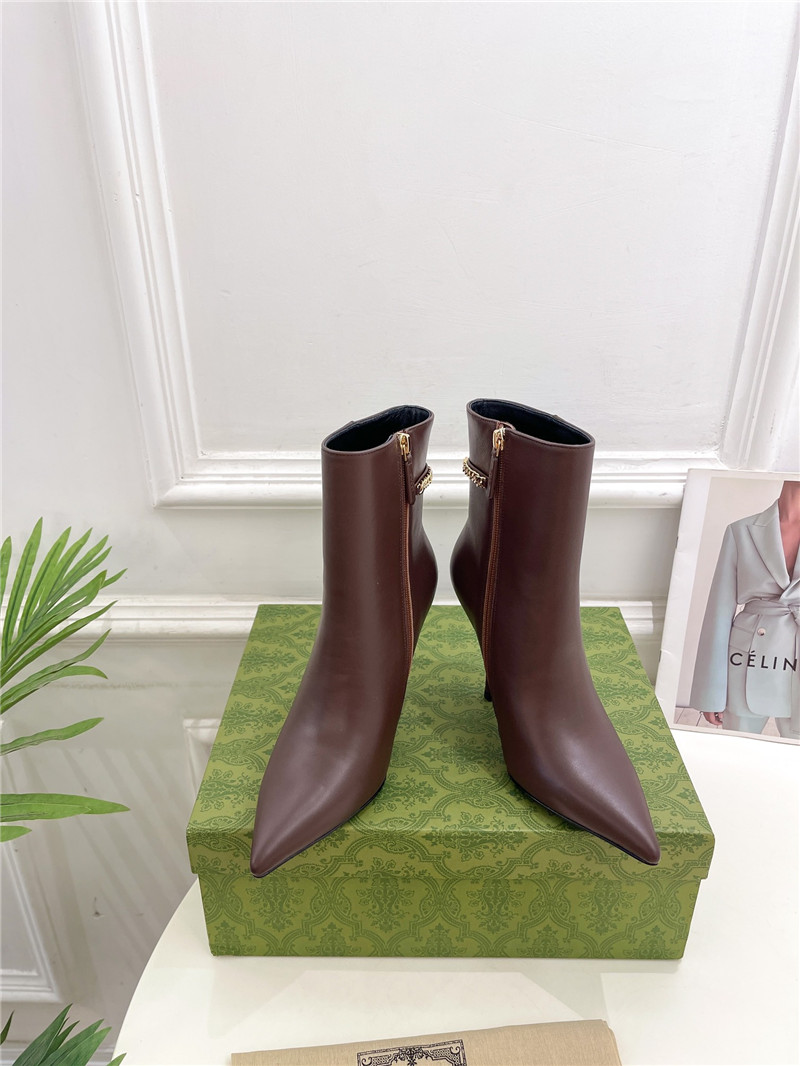 Gvc*1 women’s signoria ankle boots in brown