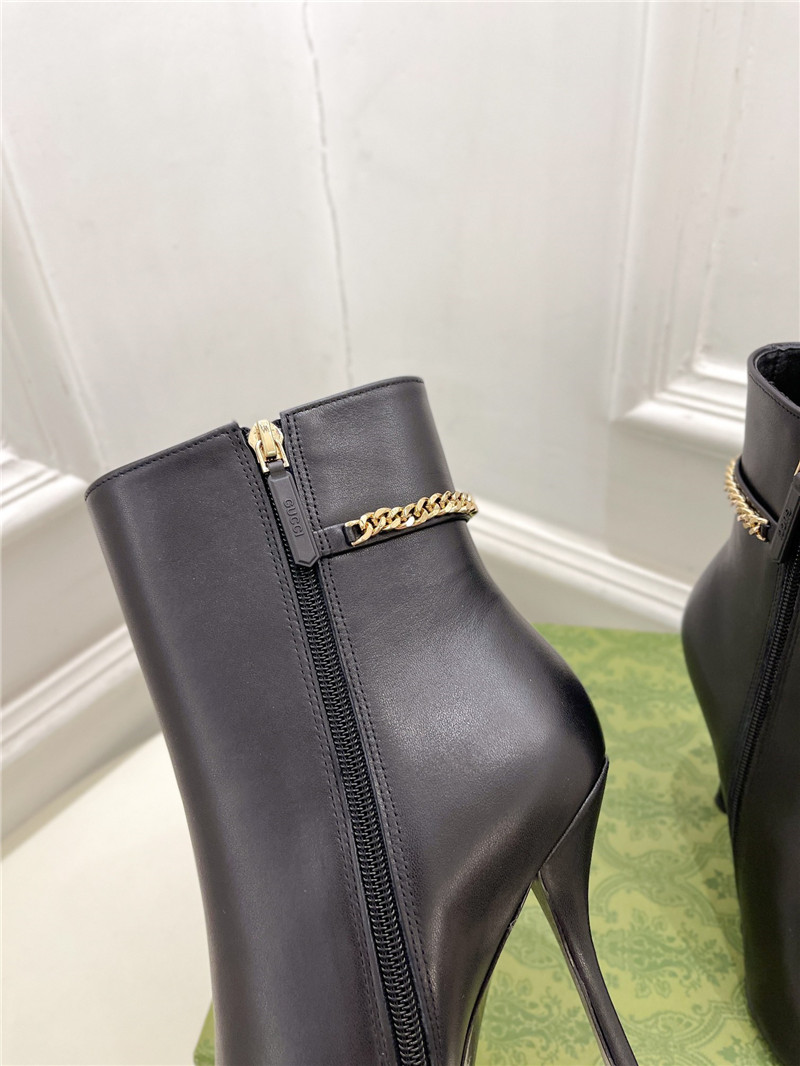 Gvc*1 women’s signoria ankle boots