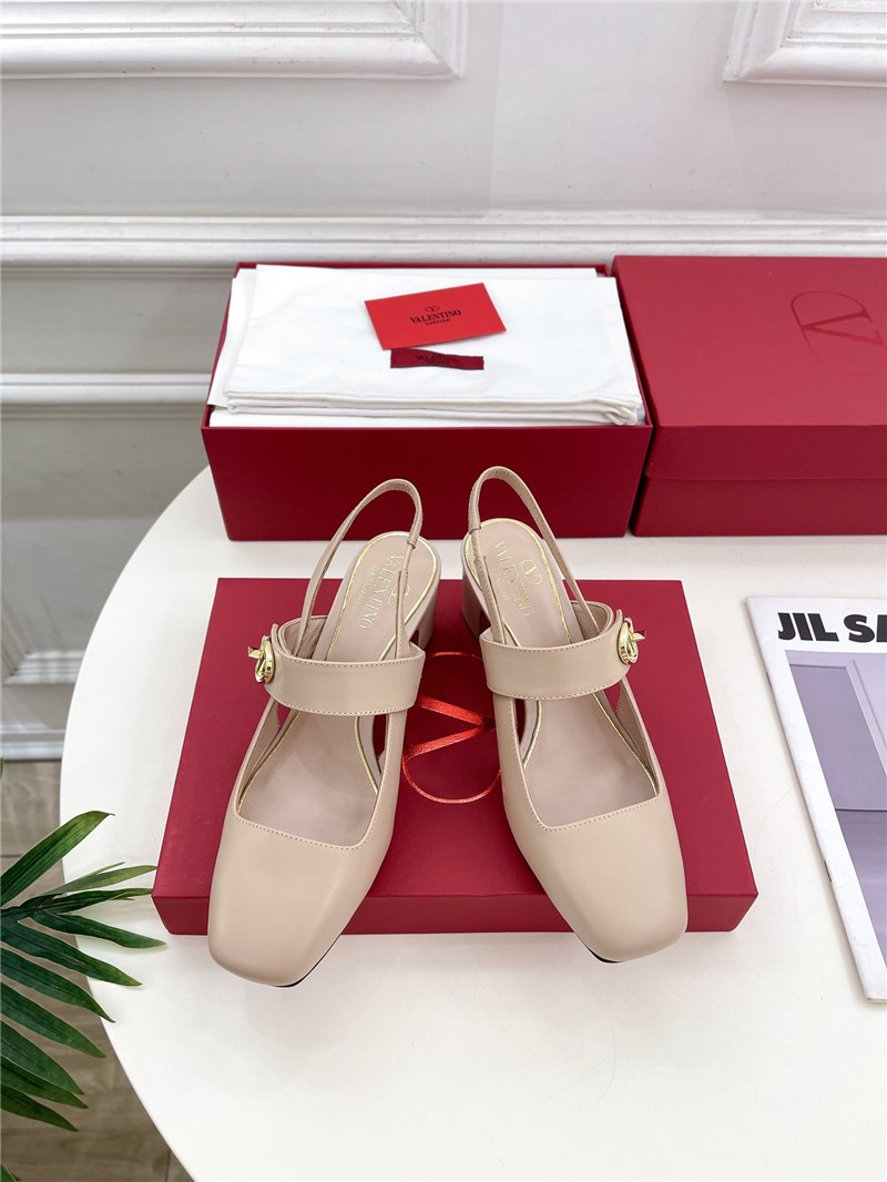 Va1e*ntin0 nude vlogo mary-jane slingbacks