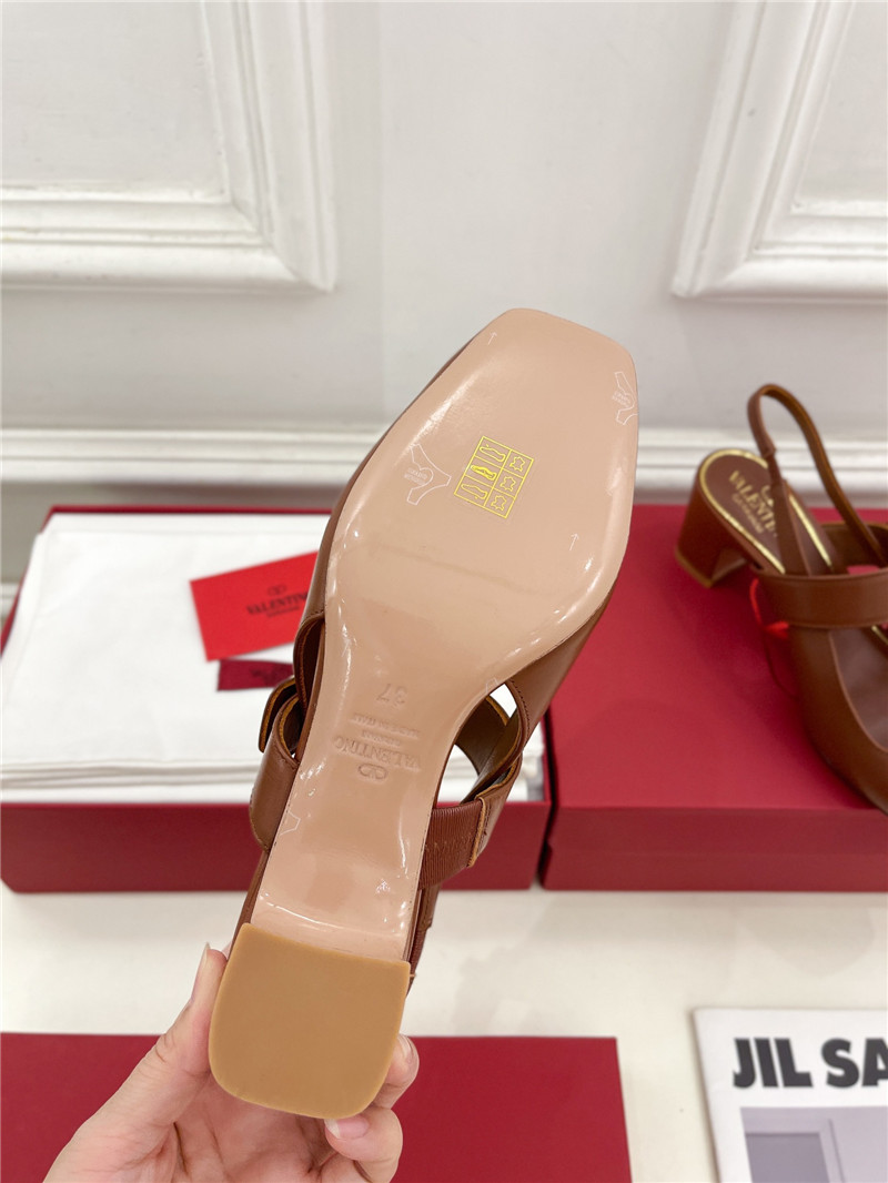 Va1e*ntin0 vlogo locker brown mary-jane slingbacks