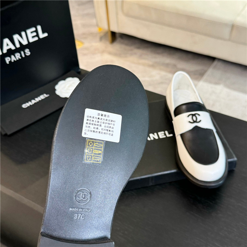 Ch**el white/black shiny lambskin moccasins loafers