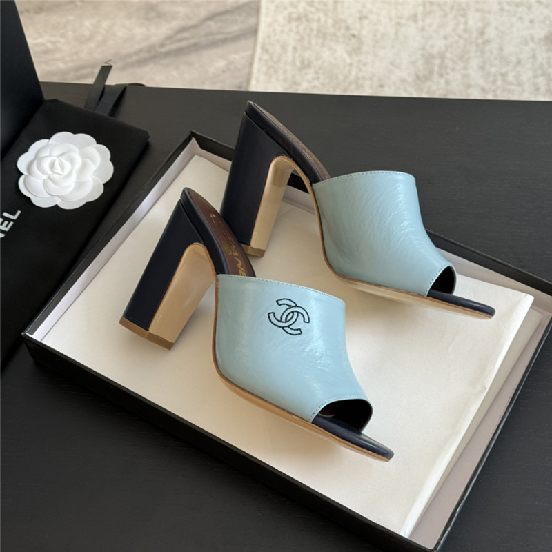 Ch**el blue pattern chunky heel mule sandals