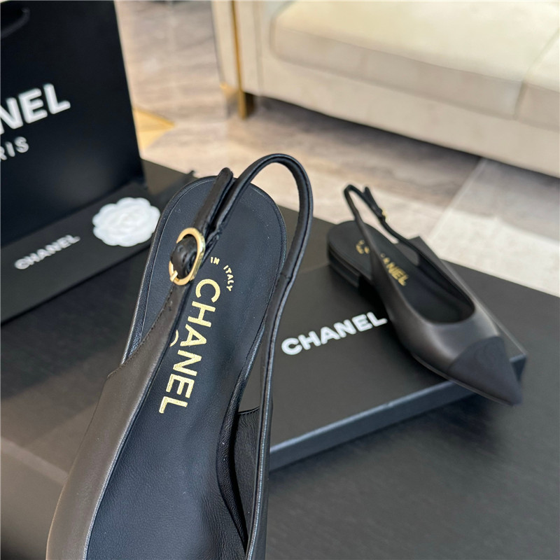 Ch**el flat slingbacks in black leather/grosgrain