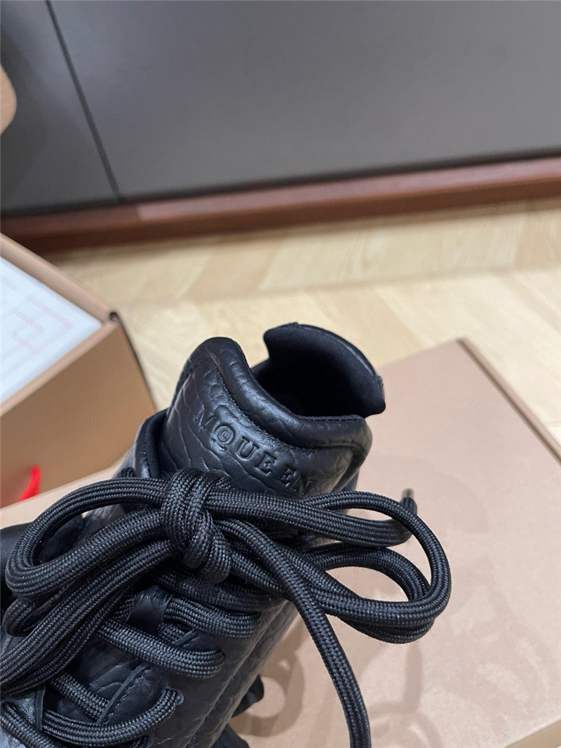 a1exa*der Mcqv*en flexion sneakers black