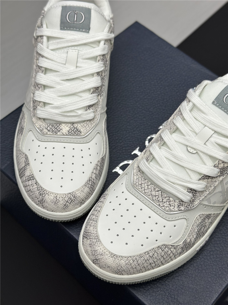 D10r b27 low-top sneakers women